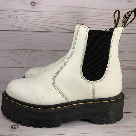 Dr. Martens Doc 2976 Quad Chelsea Boots Womens Size 5 White Leather Pull On - Picture 4 of 10